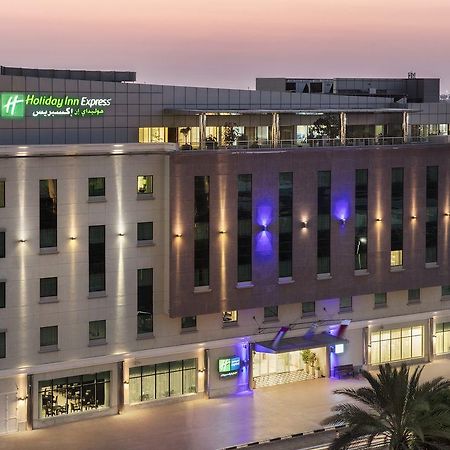 Holiday Inn Express Dubai Safa Park, An Ihg Hotel Экстерьер фото
