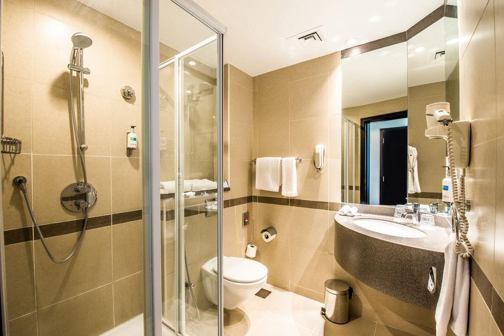 Holiday Inn Express Dubai Safa Park, An Ihg Hotel Экстерьер фото